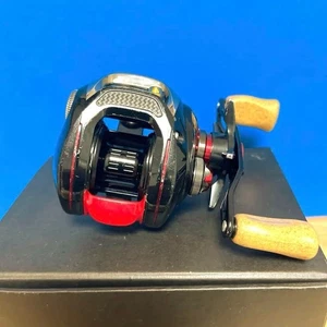 Carrete eléctrico Megabass IP79R relación de transmisión 7,9:1 de Japón - Imagen 1 de 8