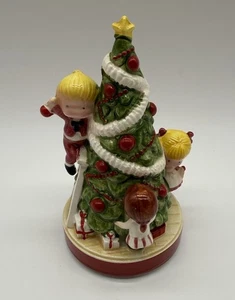 Vtg 1971 Joan Walsh Anglund Rotating Christmas Tree Music Box Plays Jingle Bells - Picture 1 of 7