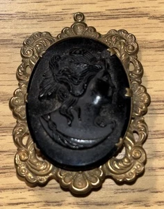 Antike viktorianische Kamee Dame schwarzes Glas Trauer Anstecknadel Brosche Anhänger goldfarben - Bild 1 von 10