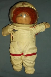 CABBAGE PATCH KIDS 1985 YOUNG ASTRONAUT ORANGE HAIR WHITE SUIT HELMET VINTAGE - Picture 1 of 4