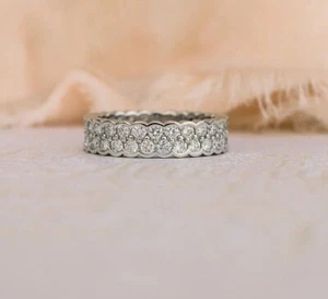 Round Brilliant Cut lab created moissanite Wending band in 925 silver - Picture 1 of 13