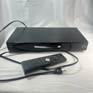 VIZIO Blu Ray & DVD Player WiFi HiDef VBR231, HDMI Cable, Remote Control - Picture 1 of 10