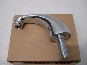 Feststehender Chrom Wasserauslauf für Waschrinnen oder Waschtische - Bild 1 von 5