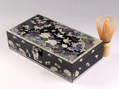 Korean Traditional Lacquer Jewelry Box 9.1inch Flower&Bird Motif Mother-of-Pearl - Image 1 of 4