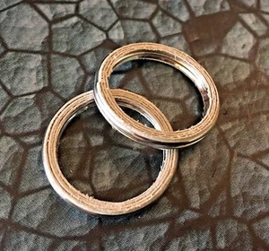 New Pair of 2 Yamaha Exhaust Pipe Gasket Seal 39 x 31 x 5.5 132-14613-00  - Bild 1 von 3