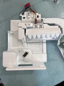 LG Refrigerator Ice Maker Assem. W/ Ice Bin White For Fridge Model See Photos - Picture 1 of 9