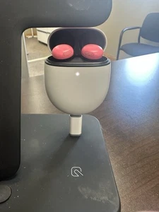 google Pixel Buds Pro 2 With Box and Original Accessories ** PINK** - Photo 1 sur 9