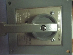 P400-1 KAHLENBERG PFEIFENSTEUERSCHALTER 115-230 AC/DC NOS - Bild 1 von 4
