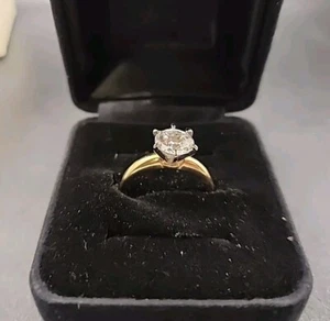 14K Yellow Gold Solitaire 2.058 Cwt CZ stone US Size 8 - Picture 1 of 9