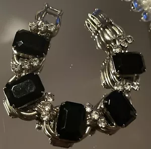 BEAUTIFUL VINTAGE Juliana Black Stone and Clear Rhinestone Snap Bracelet - Picture 1 of 11