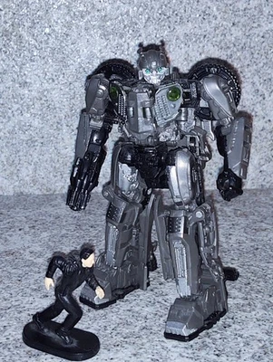 Transformers Studio Series 77 BUMBLEBEE Complete N.e.s.t. Deluxe Ss-77  - Image 1 of 4