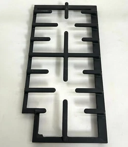 Genuine Bosch 11013191 GRID - RIGHT GRATE ONLY NGM8056UC NGM8046UC NGM8055UC - Picture 1 of 3
