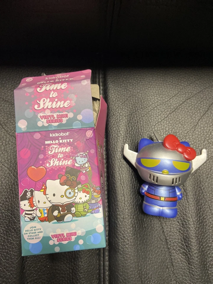 New Kidrobot Sanrio Hello Kitty Time to Shine Vinyl Figure Robot - Image 1 of 1