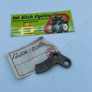 Nuevo de Lote Antiguo Suzuki 13206-006 Kickstarter Guide F5 F8 F9 F81M Big Horn Bisonte Fabricante de Equipo Original - Imagen 1 de 2