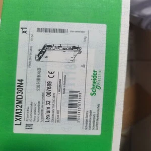 1 Stück Neu Schneider LXM32MD30N4 Kostenloser Versand - Bild 1 von 1