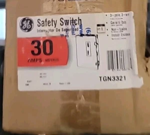 NEW GE TGN3321 30 amp NON Fused Indoor 3P Disconnect  DIS313 - Imagen 1 de 2