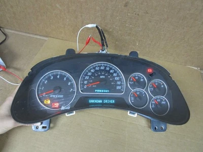 02 03 04 Cuadro de instrumentos velocímetro GMC Envoy 150 k millas 15115883 2002-2004 Foto 1 de 4