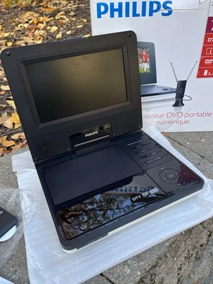 Philips Portable DVD Player 7" LCD Digital TV Tuner Remote PET729/37 Tested - Image 1 of 4