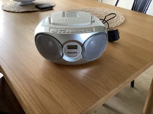 Philips Portable CD Player/Radio - works but can’t remember if there is a fault - Picture 1 of 5
