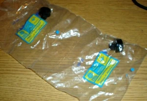 BRAND NEW OEM ORIGINAL GENUINE GE Part# WB2X6243 Grommet (OEM) - Picture 1 of 2