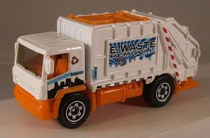 MATCHBOX MB#742 Garbage Truck "E-Waste" - 2011 issue from set (LOOSE / MINT) - Picture 1 of 4
