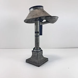 Antique Lampe Aluminium, Artisanat Et Color Argent Avec Design - Picture 1 of 9