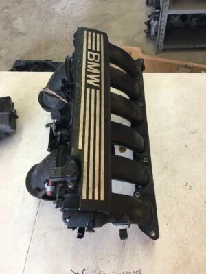 BMW 328XI E90 2007 sedán motor de 3,0 L colector de admisión de aire OEM Foto 1 de 4