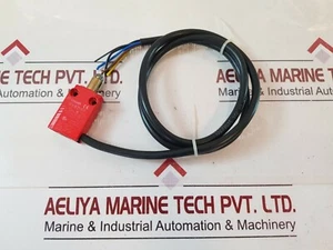 Crouzet 83-871-101 microswitch with cable - Picture 1 of 8