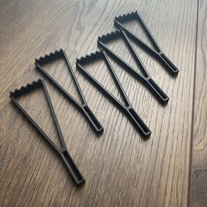 10x Slotcarständer 132 124 Schwarz passend für Carrera Etc. Slot Car - Bild 1 von 3