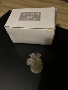 Avon Enchanting Thimble Fine Collectibles - Picture 1 of 10
