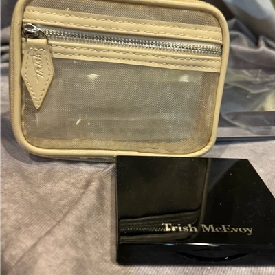 Trish McEvoy Light & Lift Duo en Champagne y Bronce Nuevo con Estuche Foto 1 de 3