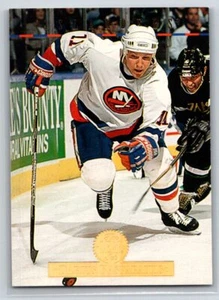 1994-95 Leaf #27 Darius Kasparaitis - Picture 1 of 2