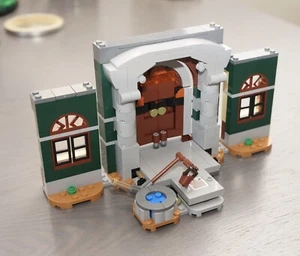 Lego Super Mario Luigi’s Mansion Entryway | Interactive Mansion Entry Doors - Picture 1 of 8
