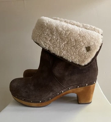UGG Lynnea Clog Boots Sz 8 Brown Leather Shearling Lining Wooden Heel/ Sole NWOB - Image 1 of 4