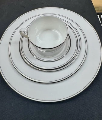 Kate Spade Lenox New York Library Lane Platinum 5 Piece Place Setting - Image 1 of 4
