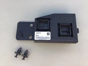 2005 Chevy Colorado GMC Canyon Body Control Module BCM 10364634 OEM * - Picture 1 of 9