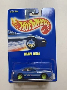 Vintage 1992 HOT WHEELS BLUE CARD No. 149 BMW 850i Blue with Lime Wheels - Picture 1 of 2
