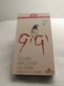 Gigi (VHS) - Picture 1 of 2