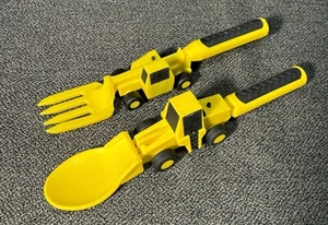 Juego de 2 tenedores y cucharas de utensilios para niños pequeños Construction Eats - Imagen 1 de 5