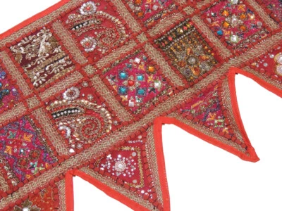 Cenefa de ventana de retazos rojos cubierta de puerta - Kundan vintage hecho a mano Toran 60" Foto 1 de 4