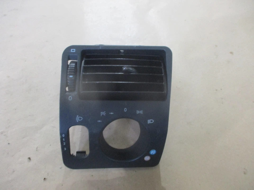 MERCEDES BENZ R170 2004 SLK 200 TABLERO DEL LADO DEL CONDUCTOR VENTILACIÓN DE AIRE Foto 1 de 1