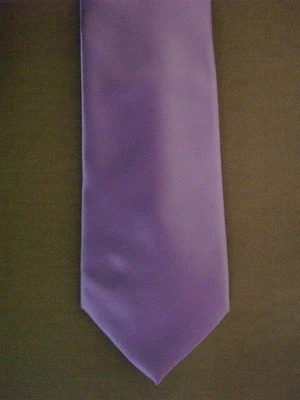 Gravata masculina Geoffrey Beene gola poli cetim rosa sólido magra 3 1/4" x 57" - Imagem 1 de 4