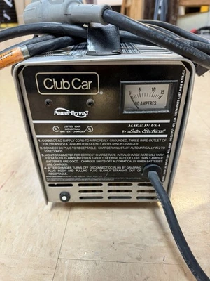 Cargador de batería para carro de golf Club Car Power Drive 3 modelo 26580 48 voltios EE. UU. FUNCIONA Foto 1 de 4