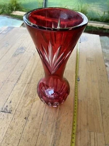 n°1 ) Ancien vase en Cristal couleur rouge tailler à la main. - Picture 1 of 7