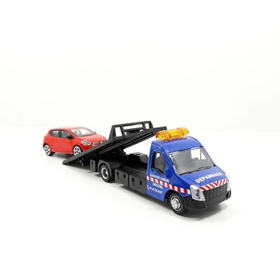 1/43	FURGONETA ASISTENCIA IVECO AZUL CON COCHE INCLUIDO BBURAGO - Imagen 1 de 4