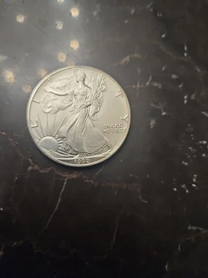 1992 US Silver Walking Liberty Dollar - Image 1 of 3