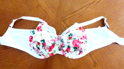 SUJETADOR GODDESS KAYLA BLANCO ESTAMPADO FLORAL SOPORTE LATERAL SIN AROS ESTILO 40J 6162 NUEVO CON ETIQUETAS Foto 1 de 3