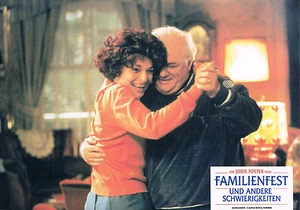 AF Familienfest und andere Schwierigkeiten (Holly Hunter) - Bild 1 von 1
