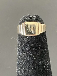 14KT Yellow Gold Baby Signet Ring. Size 0 (S151) - Picture 1 of 5