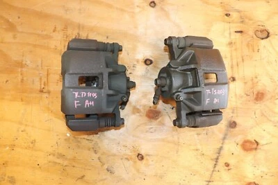 Pinzas de freno delanteras izquierda derecha Acura TL Type S 2002-2003 sedán OEM Foto 1 de 4